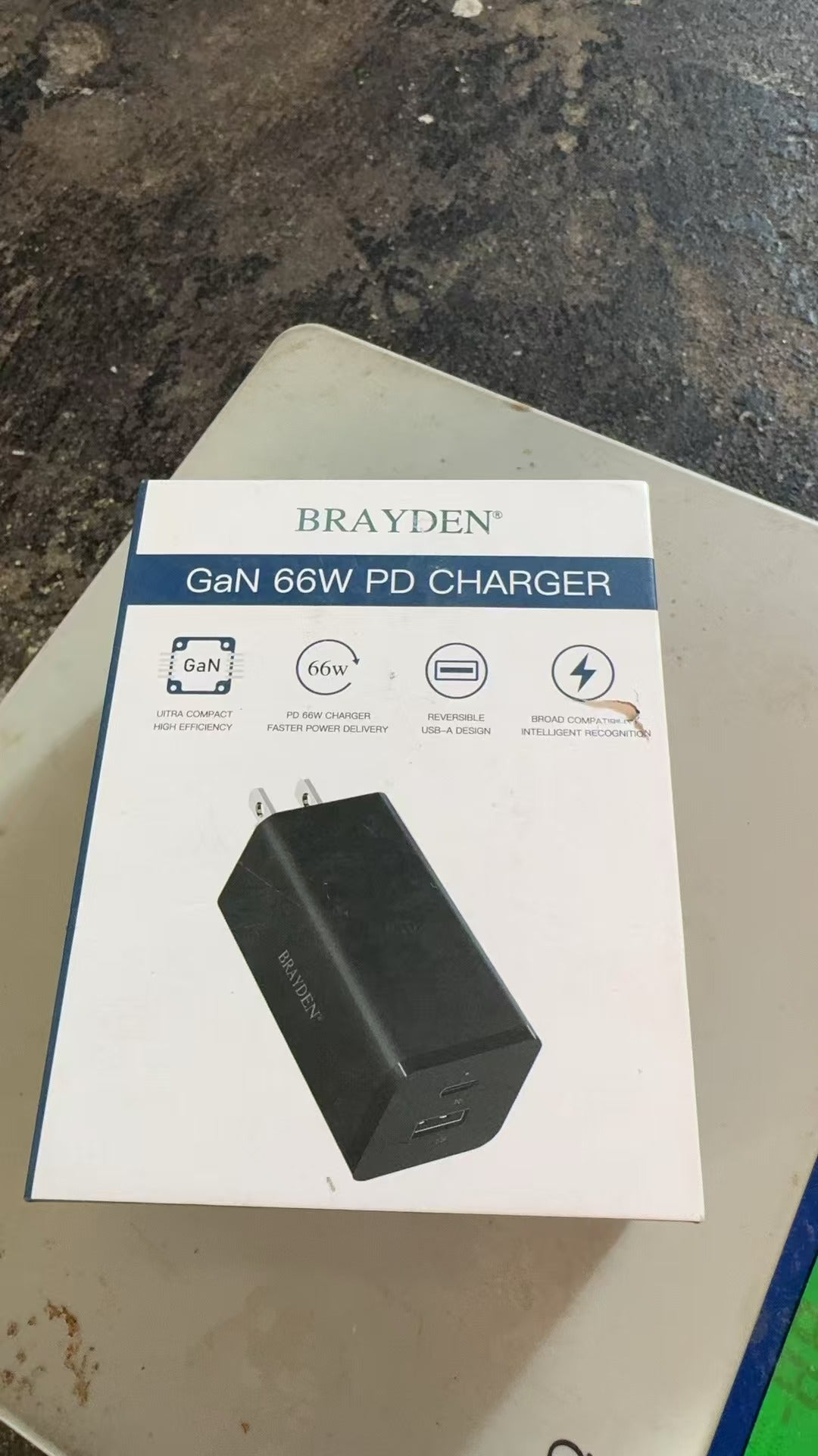 66W Charger with Type C and USB A Outputs(Black)